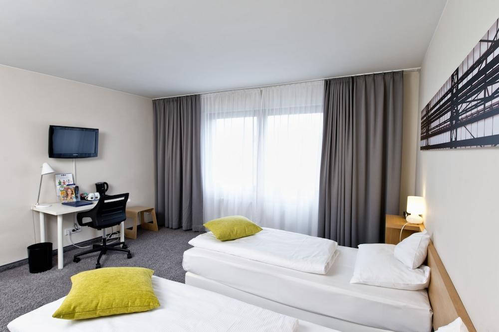 Tryp By Wyndham Frankfurt Frankfurt am Main Exterior foto