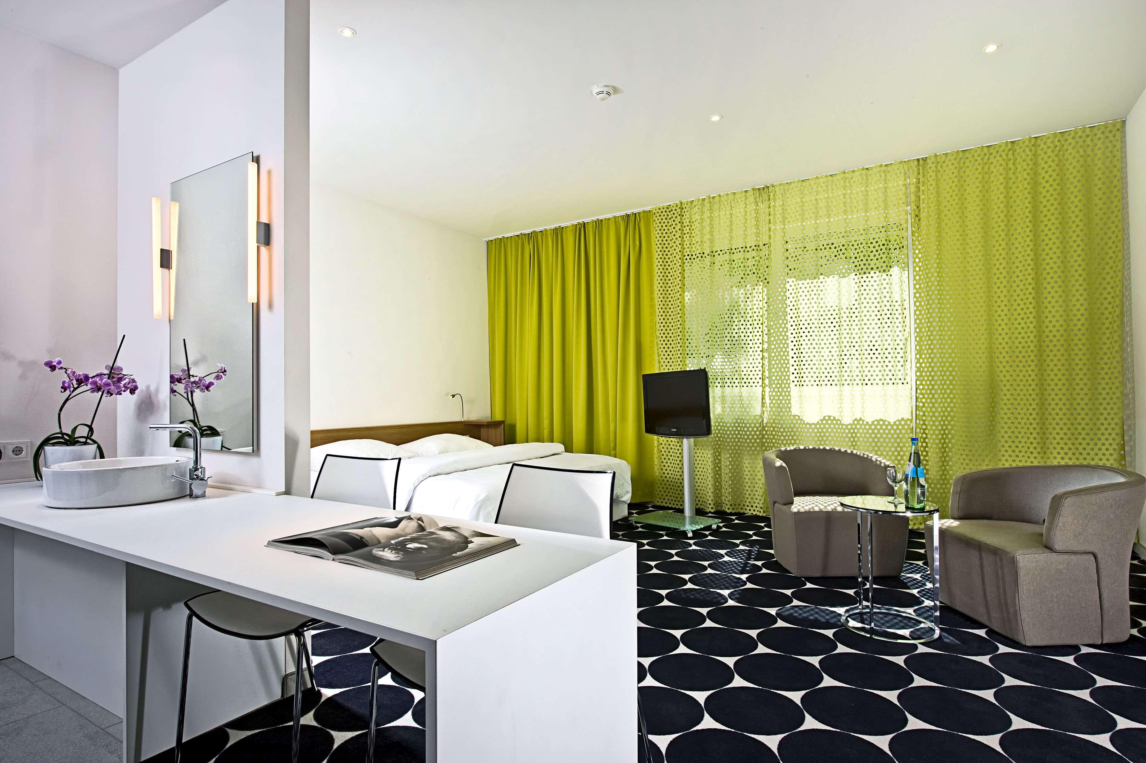 Tryp By Wyndham Frankfurt Frankfurt am Main Exterior foto