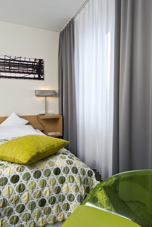 Tryp By Wyndham Frankfurt Frankfurt am Main Quarto foto