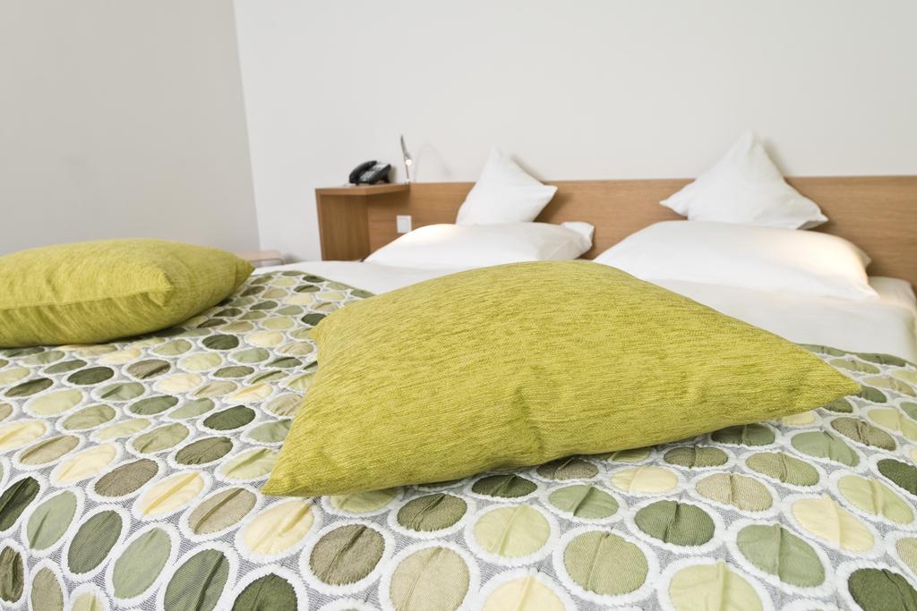 Tryp By Wyndham Frankfurt Frankfurt am Main Quarto foto