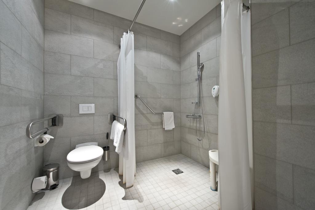 Tryp By Wyndham Frankfurt Frankfurt am Main Quarto foto